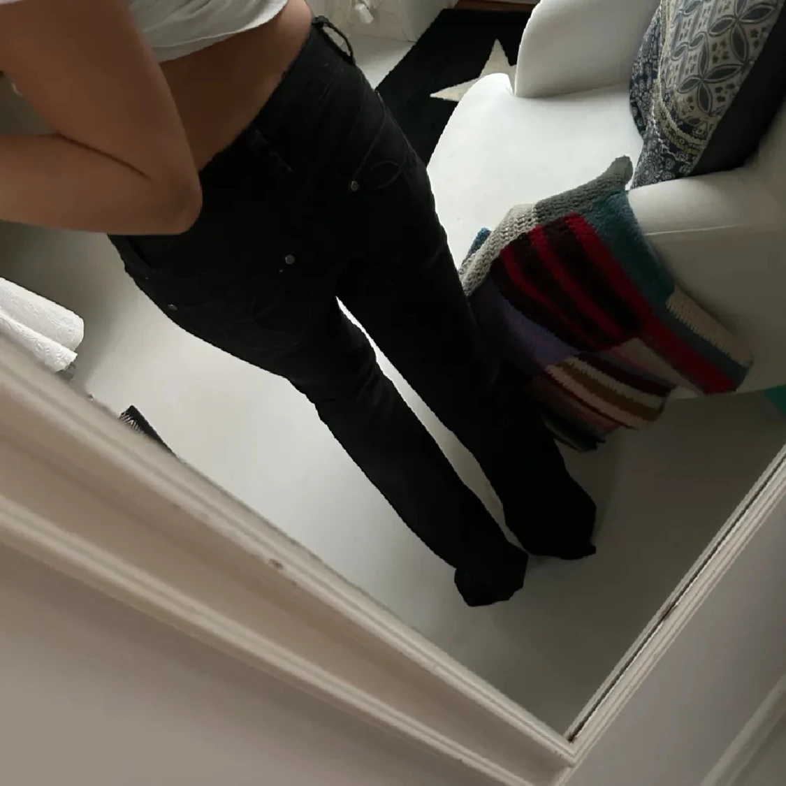 Svarta bootcut jeans med låg midja - 1