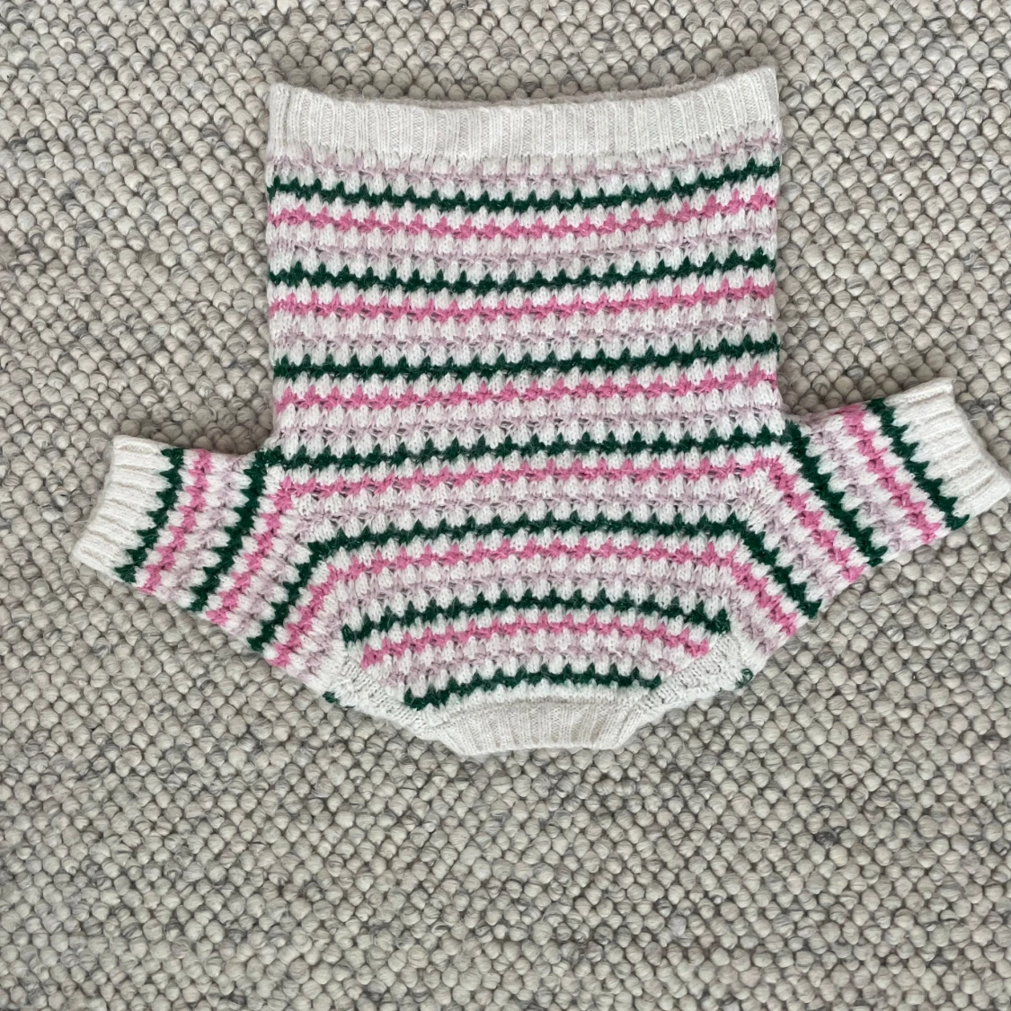 Randig stickad tröja - 2