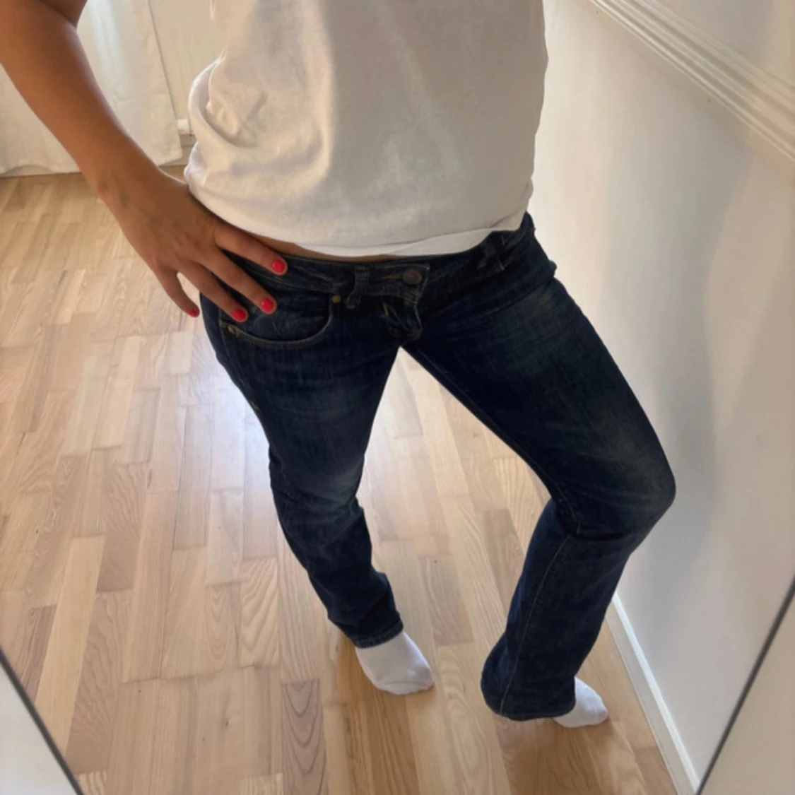 Mörkblå ltb jeans - 1