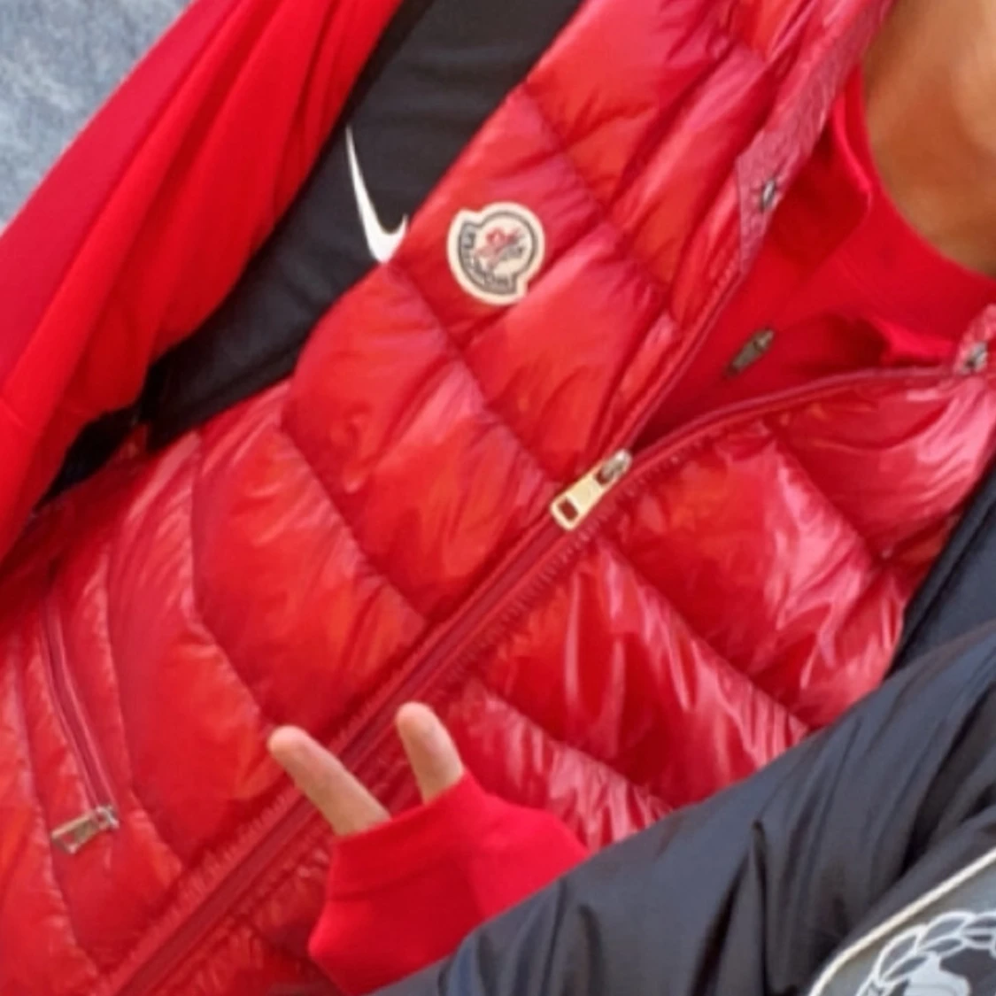 Röd Moncler Väst - 2