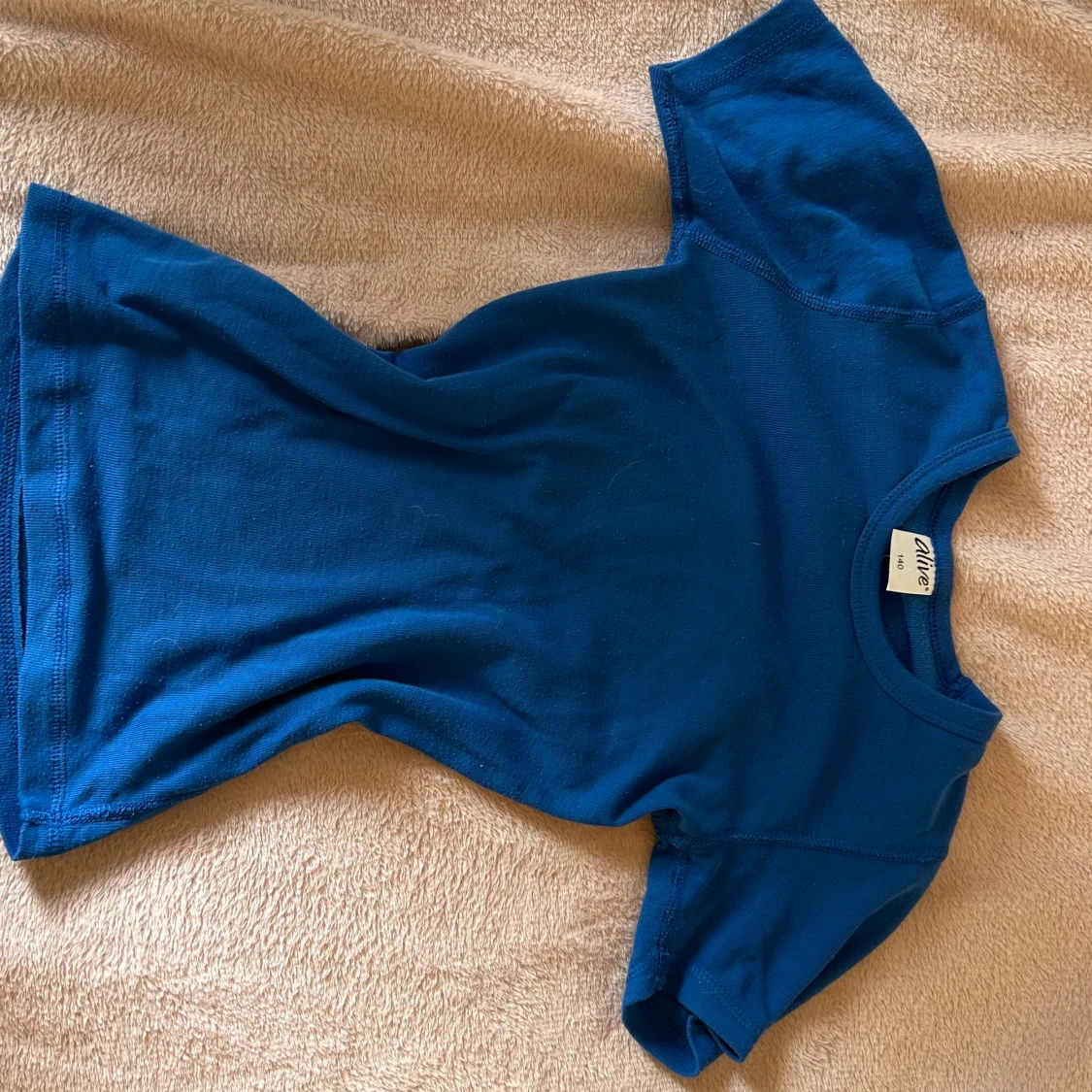 Blå t-shirt från Allive - 1