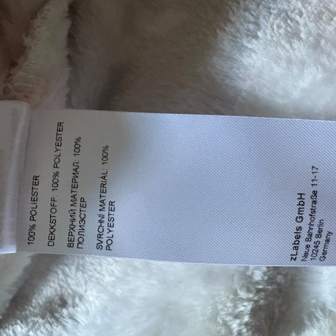 Mysig fleeceonesie med vintermönster - 3