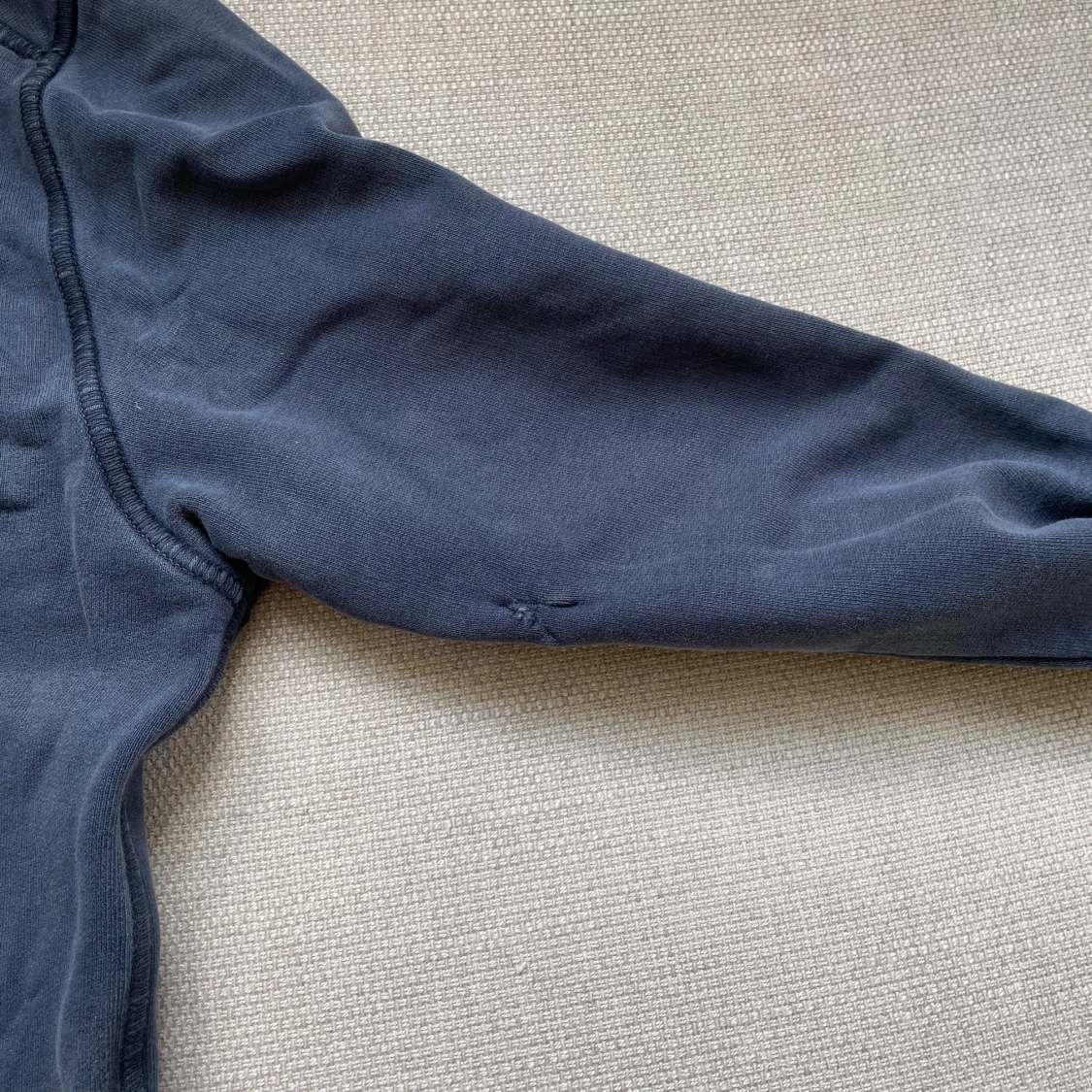 Svart hoodie från Stone Island - 3