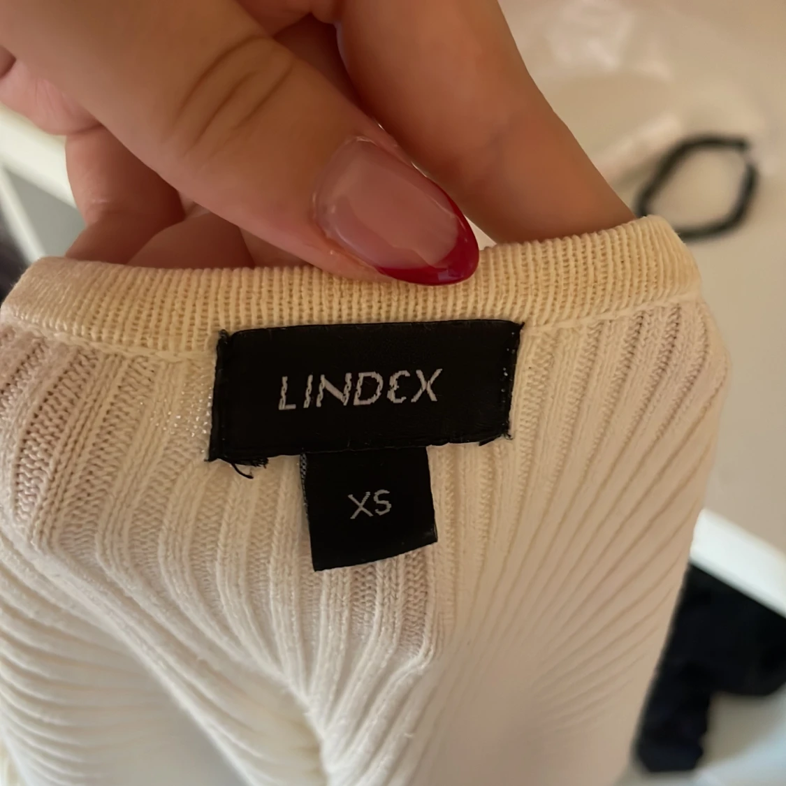 Vit ribbad kofta från Lindex XS - 2