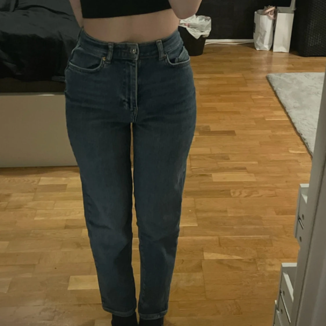 Högmidjade mom jeans