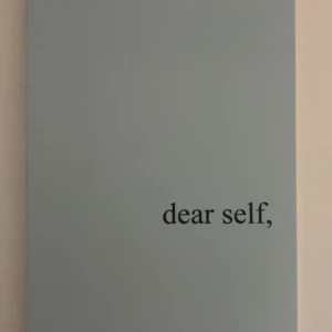 dear self, & EUPHORIA - 2 fina diktsamlingar – Euphoria & dear self, (helt nya)  Säljer två vackra, helt oanvända diktsamlingar: Euphoria av F.S. Yousaf dear self, av Patience Tamarra  Pris: 180 kr för båda