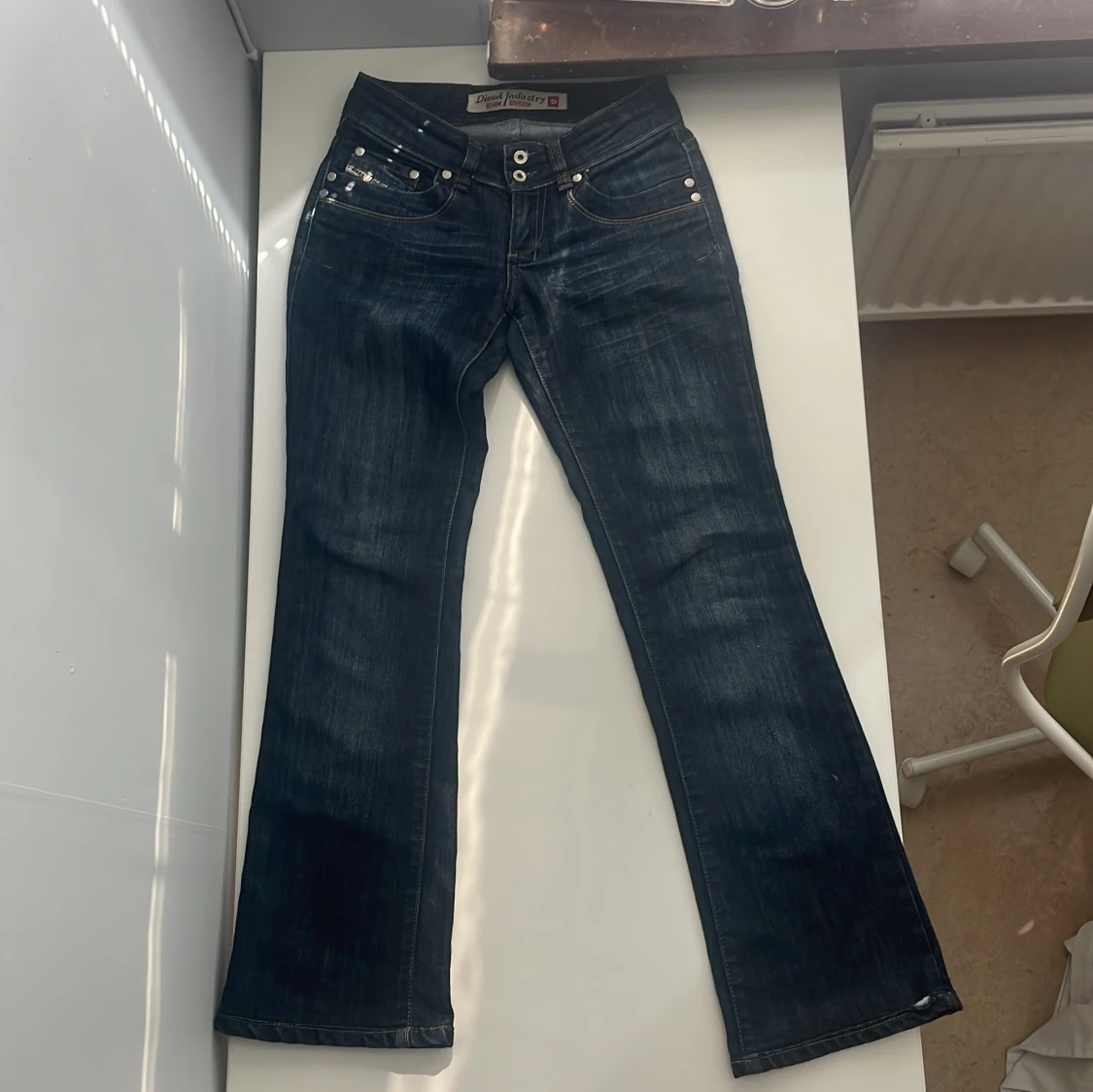 Blå bootcut jeans från Diesel