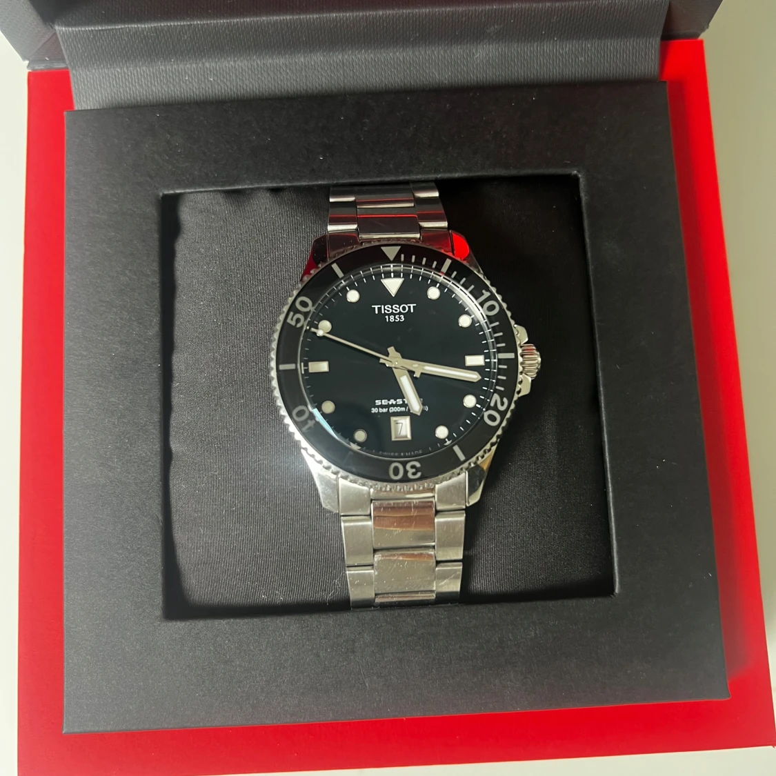 Tissot Seastar 1000 Quartz - 2