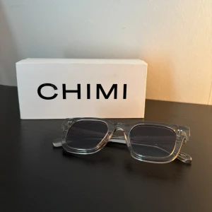 Chimi 04 - Säljs för jag inte använde dem så mycket. Köpta för 1400 kr. Finns inte något skrapmärke eller repa på dem. Känns helt nya.