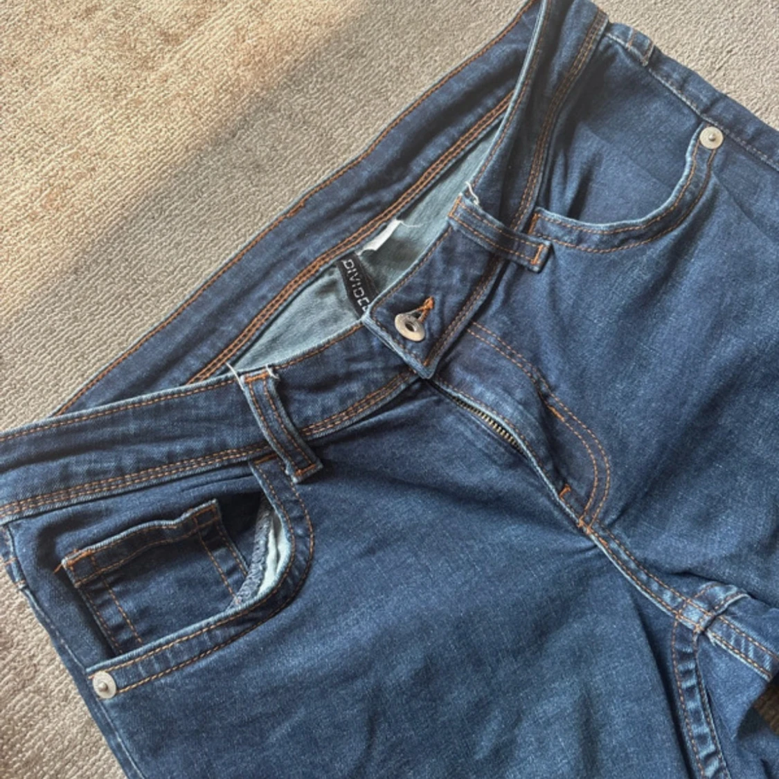 Mörkblå bootcut jeans från Only - 1