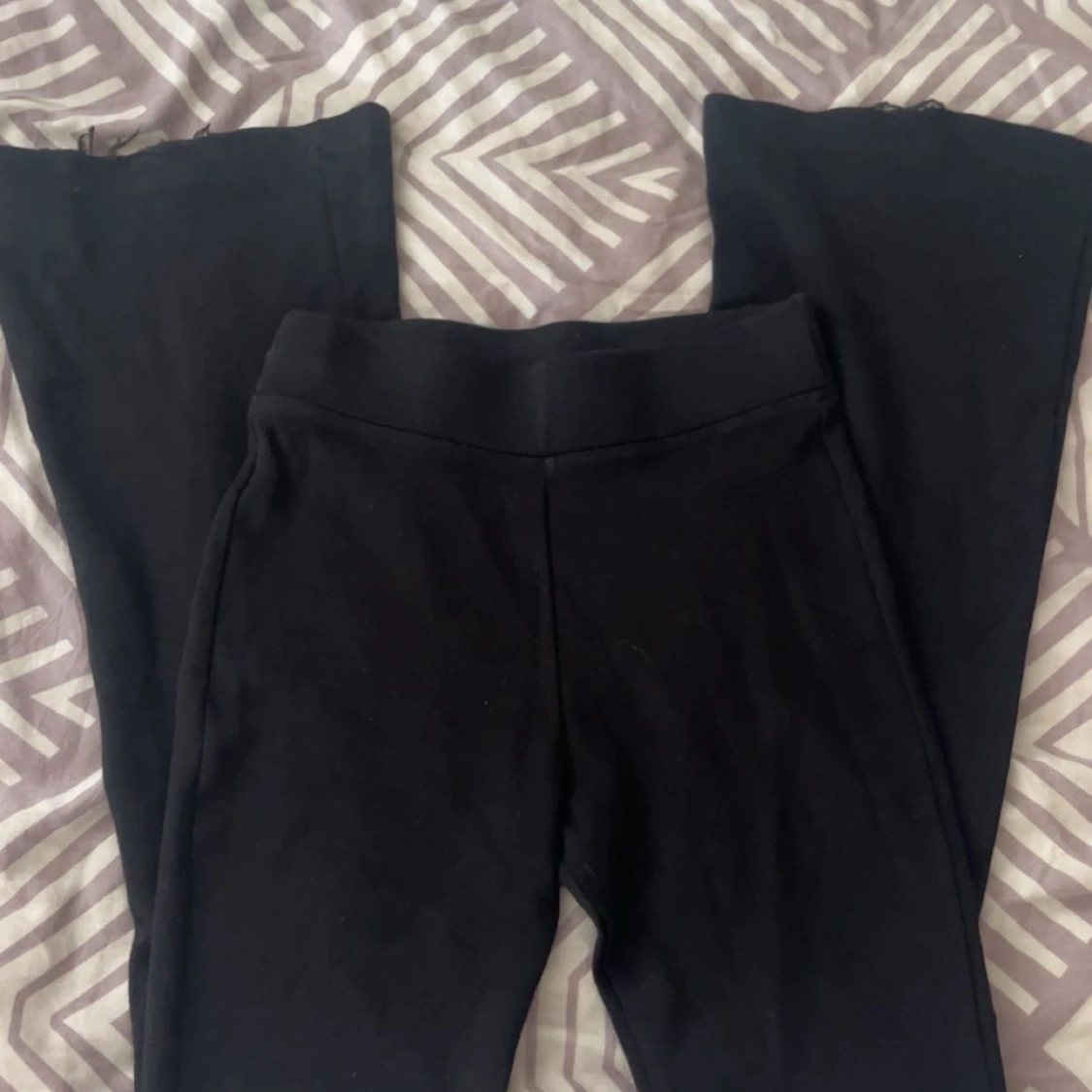 Svarta flared leggings
