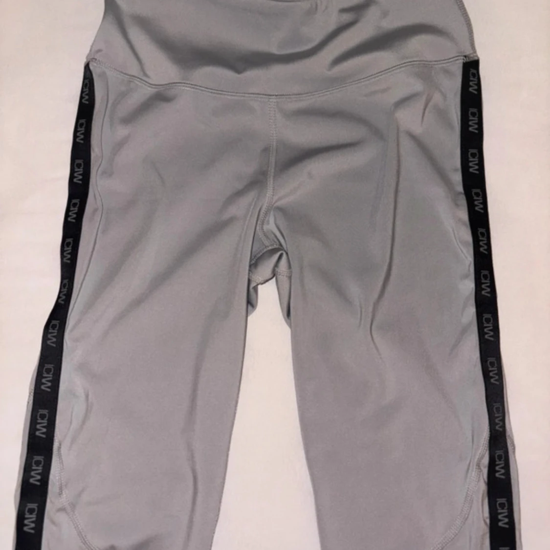 Grå leggings från ICANIWILL - 1