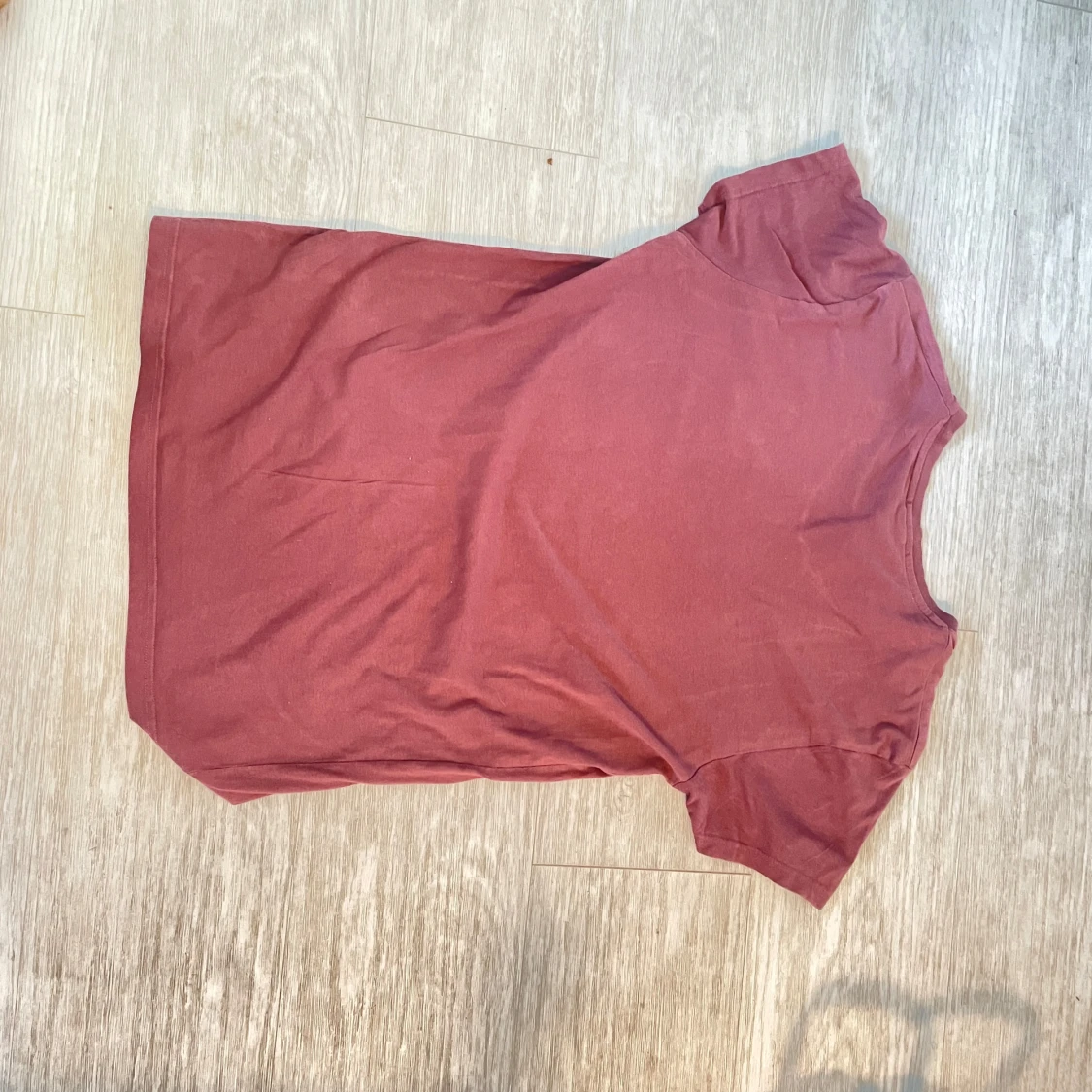 Röd graphic tee från FSBN  - 1