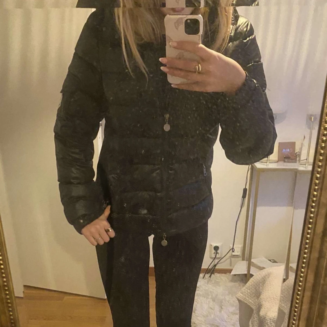 Svart dunjacka från Moncler liknande  - 3
