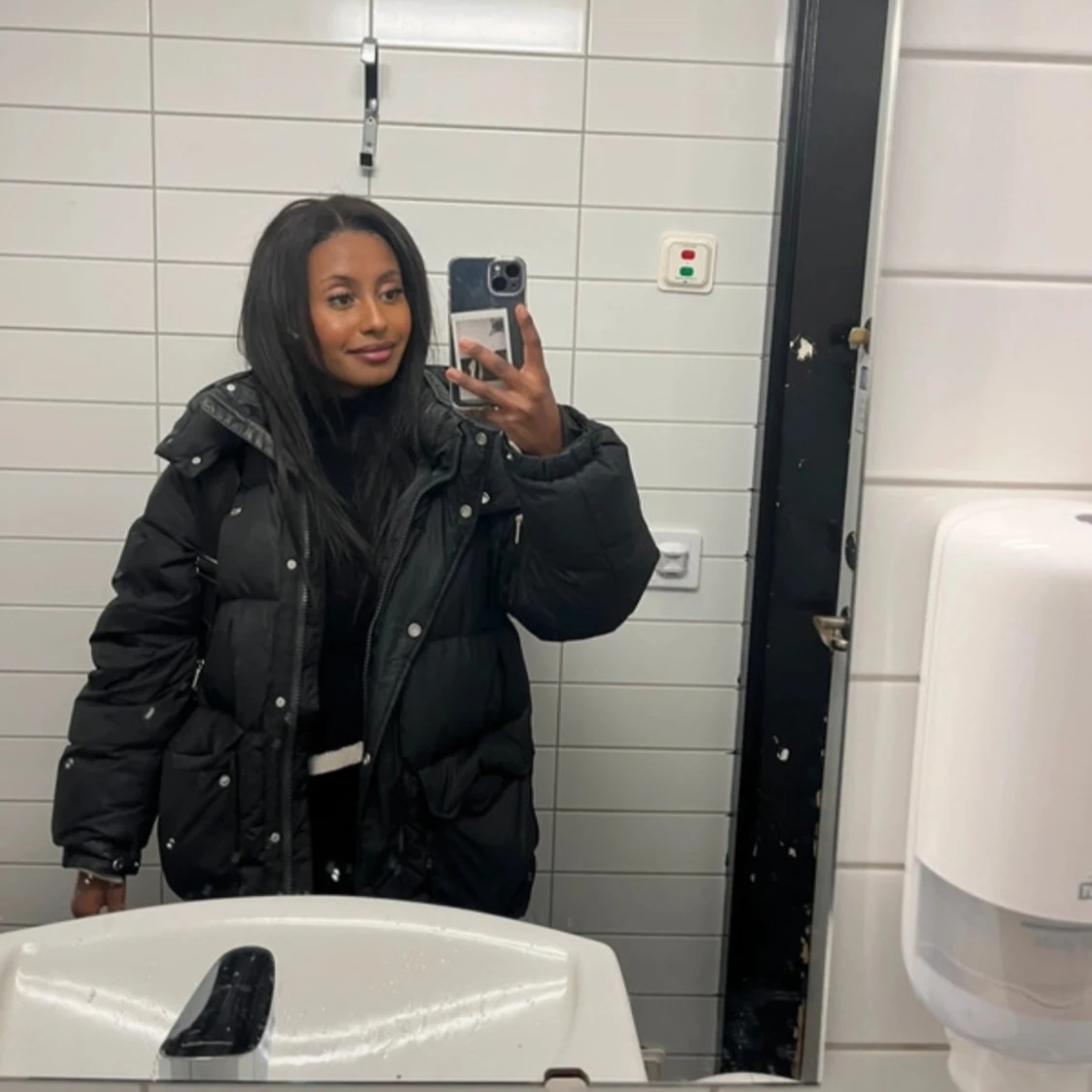 Svart pufferjacka - 1