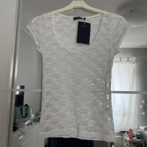 Vit spets top - Intressekoll! Helt ny från brandy melville💗💗