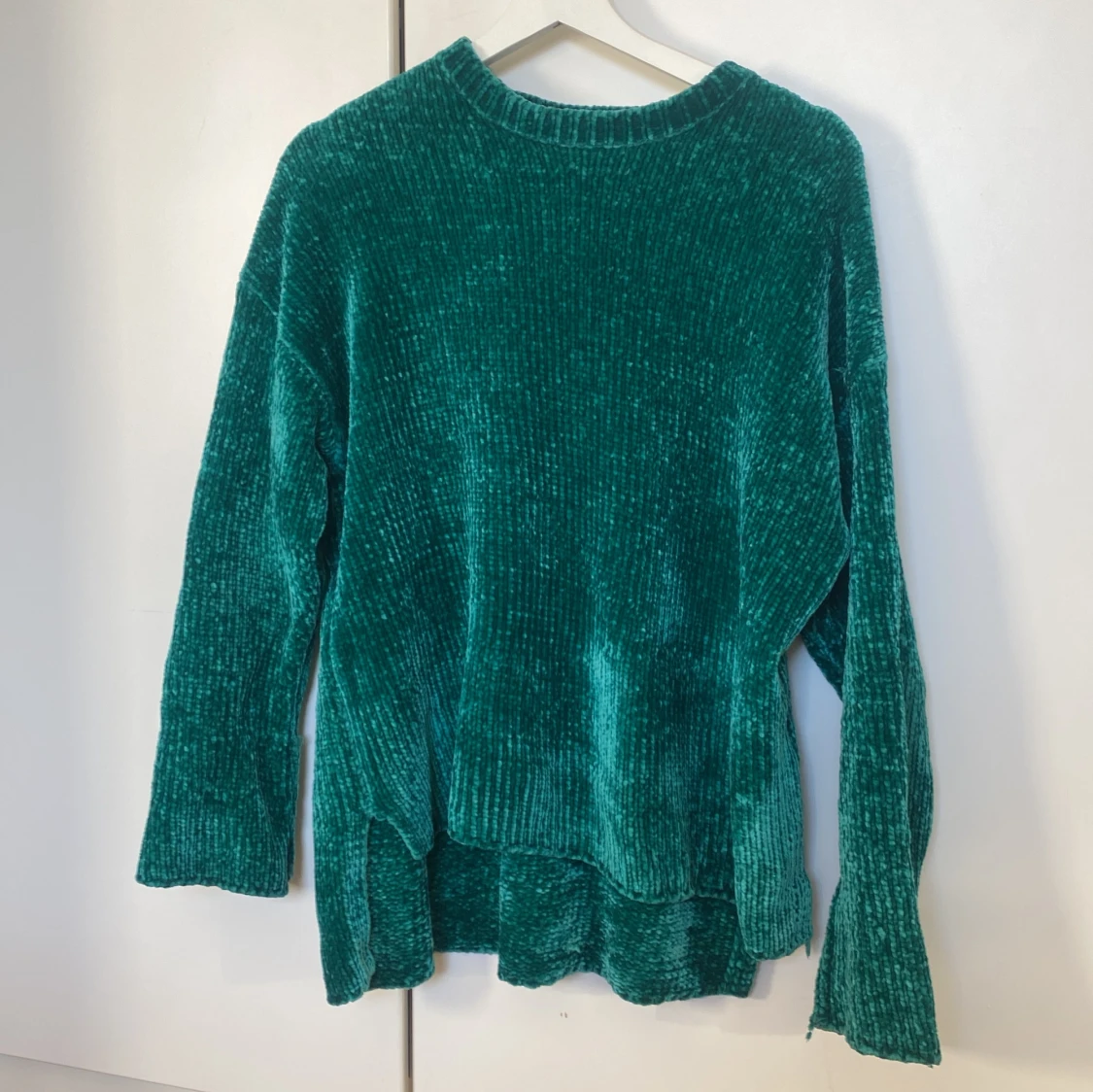 Grön stickad tröja från Pull&Bear