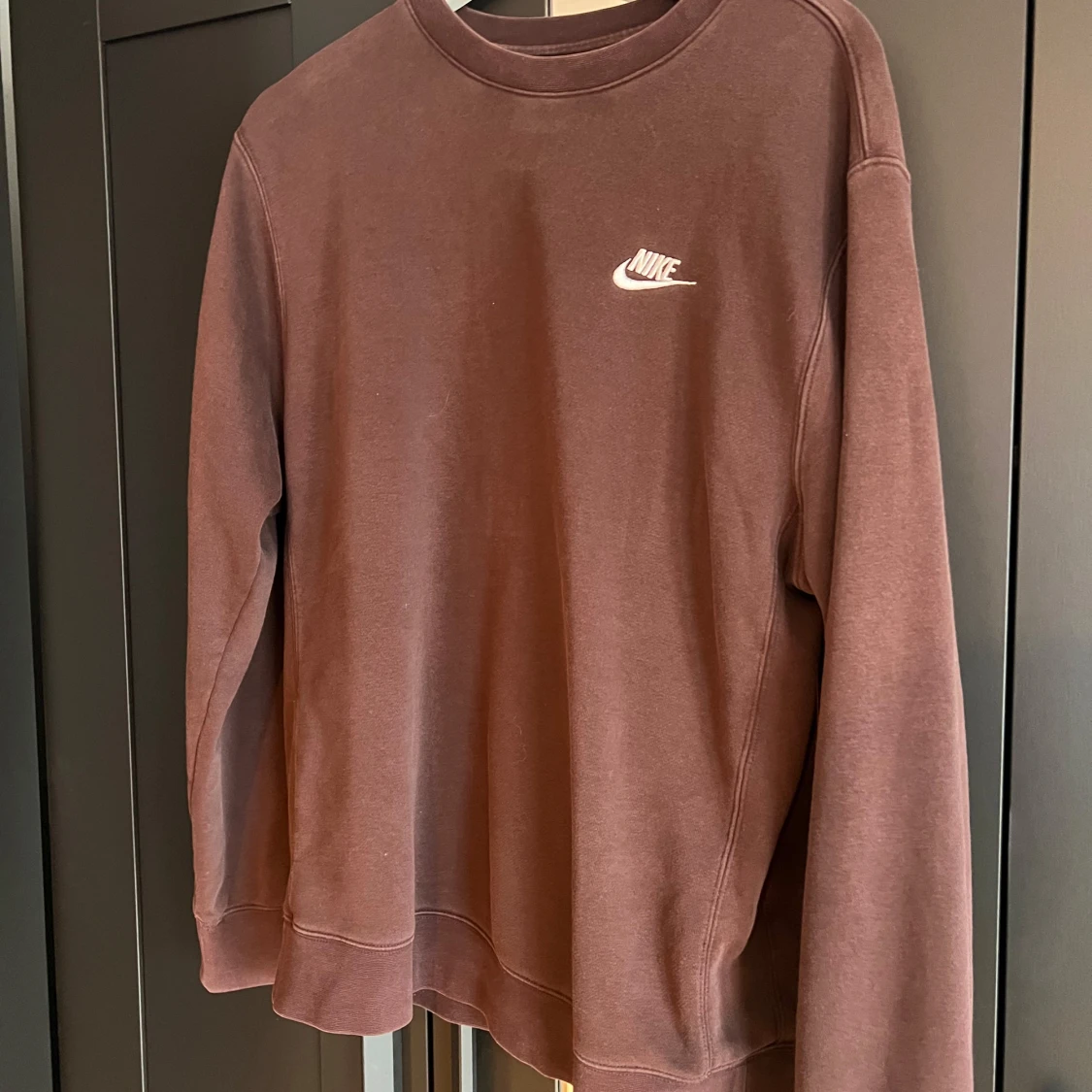 Nike sweatshirt