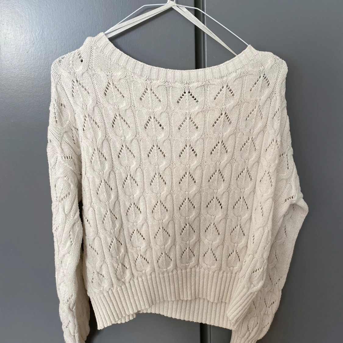 Vit mönstrad tröja - 1