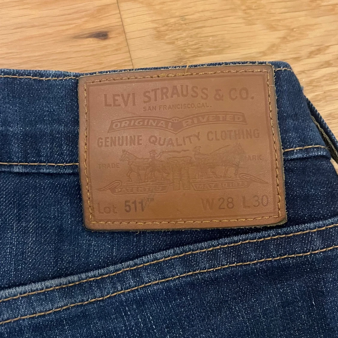 Mörkblå jeans från Levi's - 2