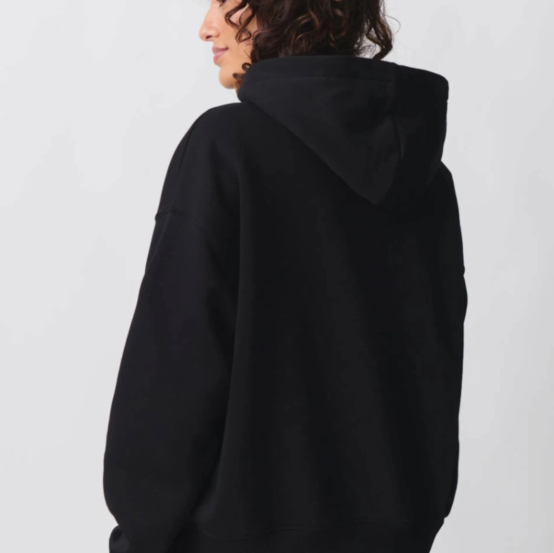 Svart hoodie - 1