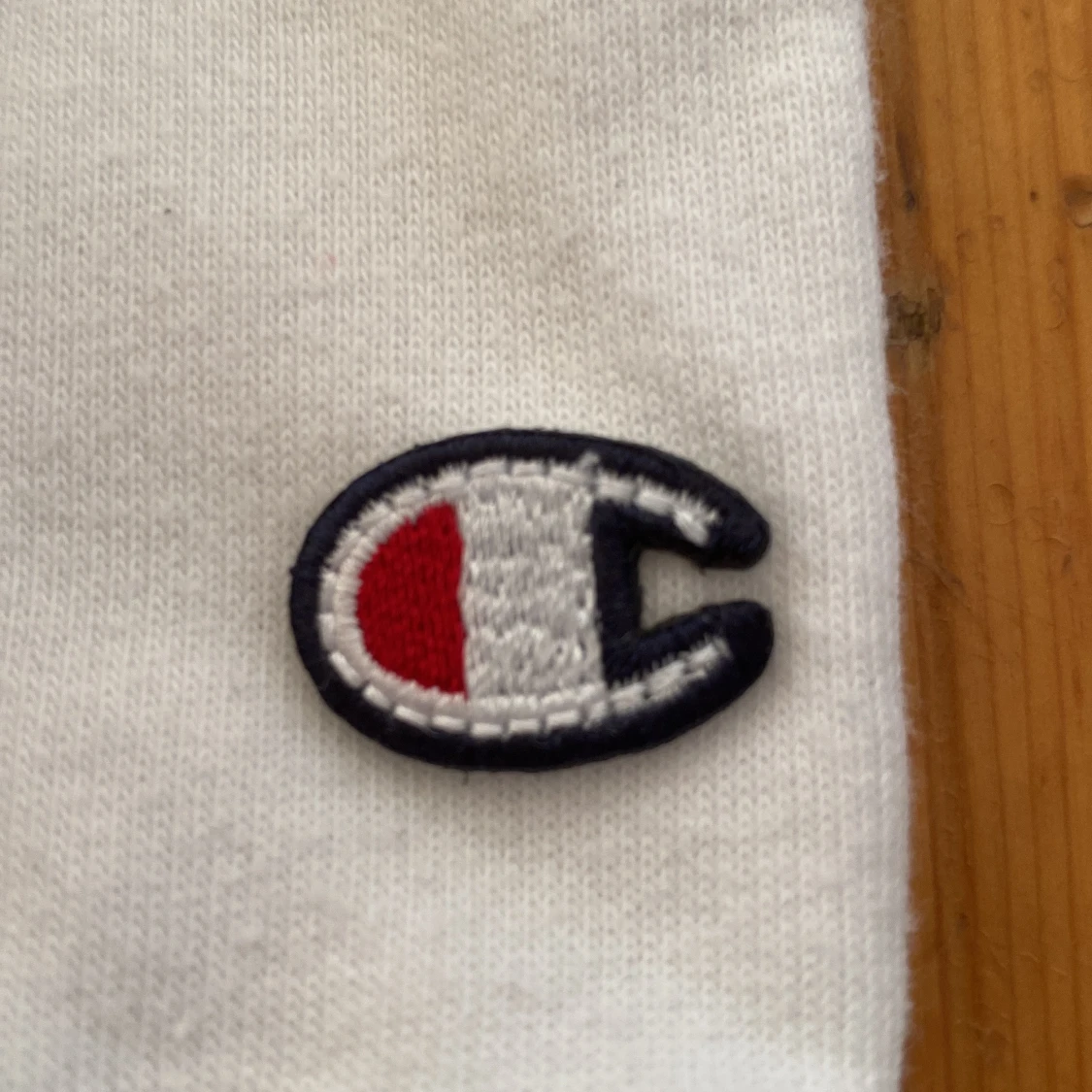 Vit hoodie från Champion - 4