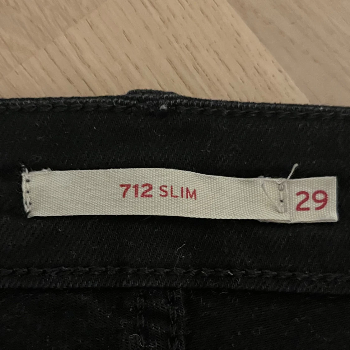 Svarta slim jeans från levis - 3
