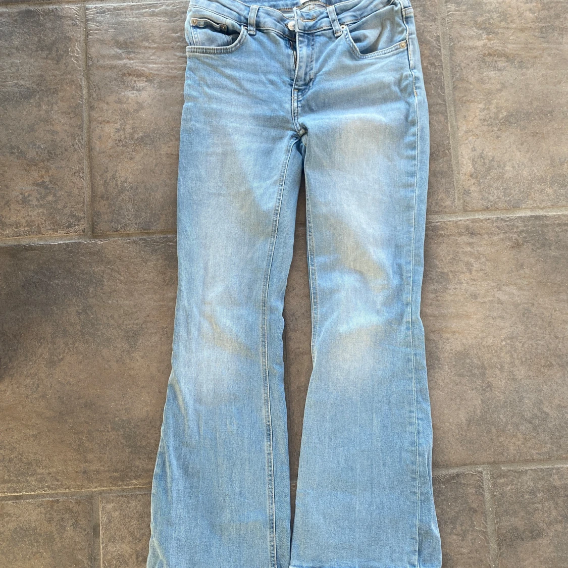 Low waist bootcut jeans från 157 - 2