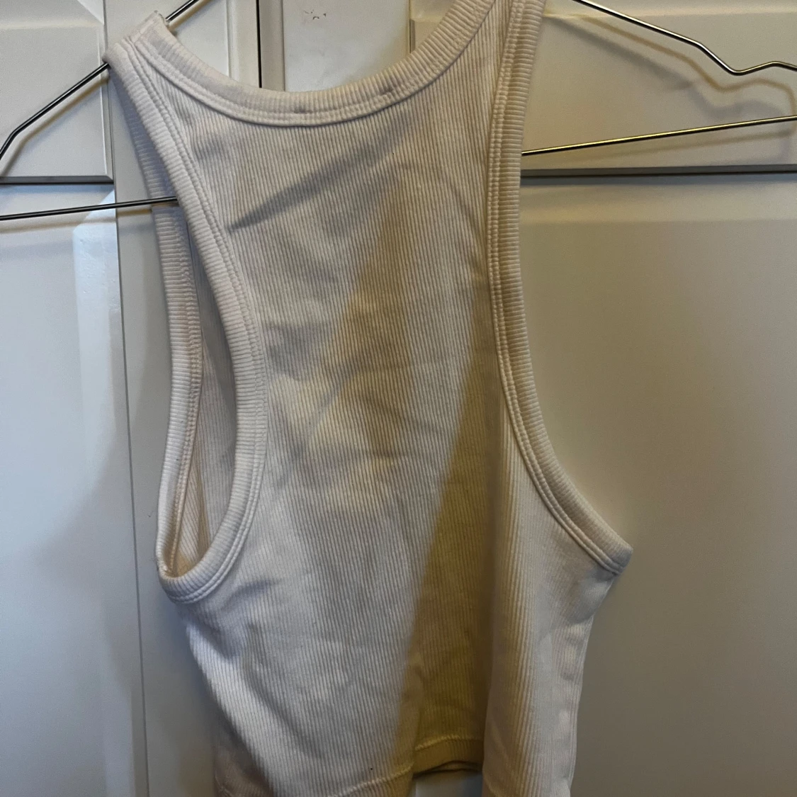 Vitt ribbat linne - 1