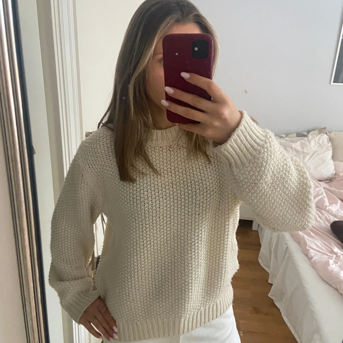 Beige stickad tröja från MANGO