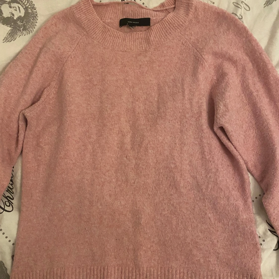 Rosa stickad tröja från Vero Moda