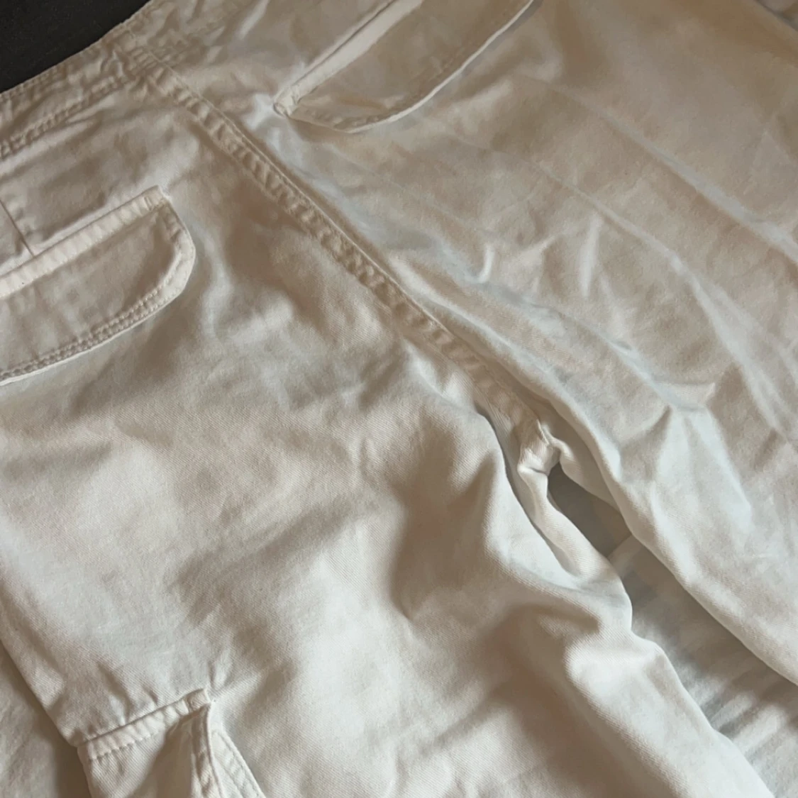 Zara vita cargo byxor  - 92