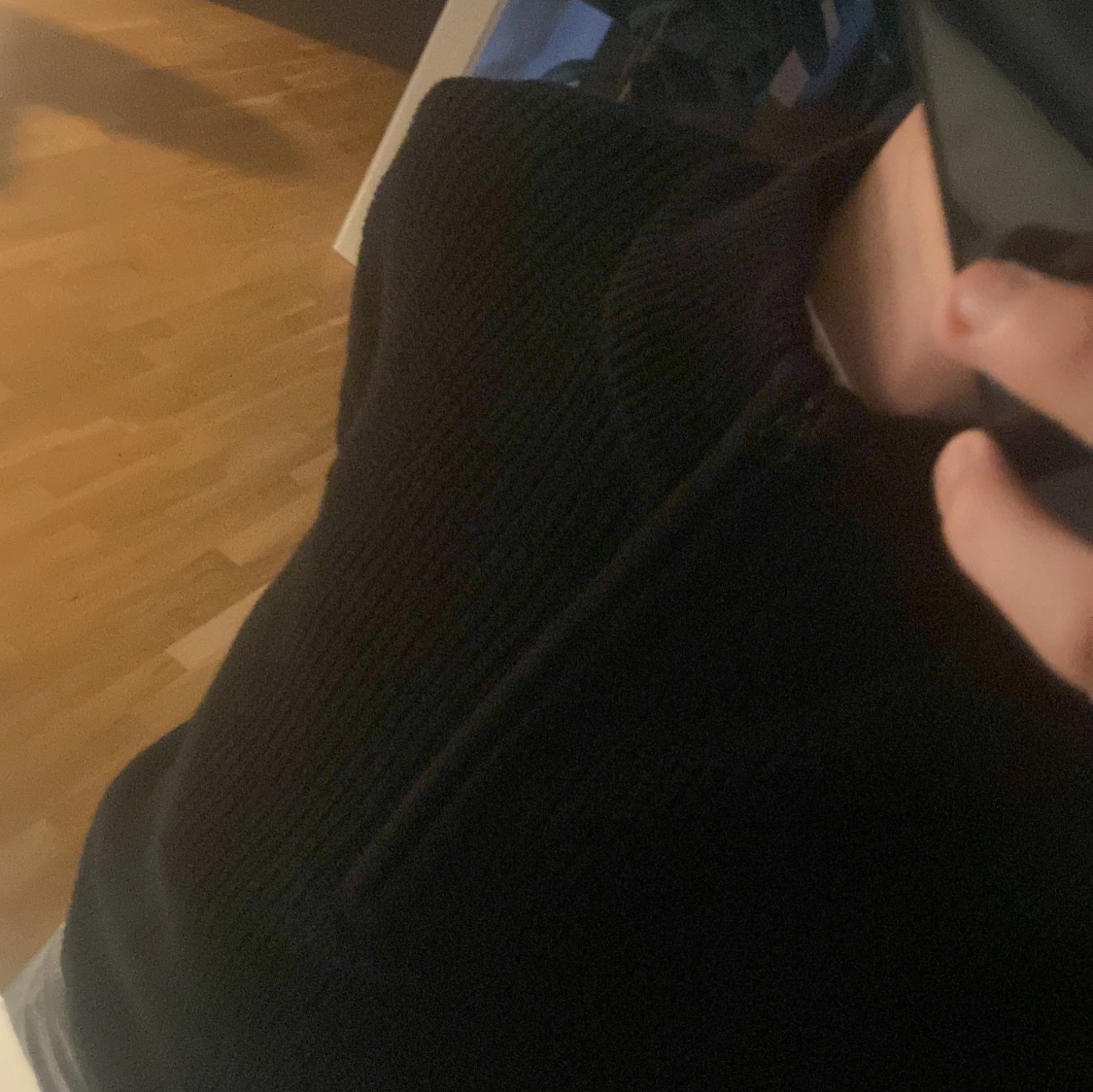 Skön svart stickad halfzip - 93