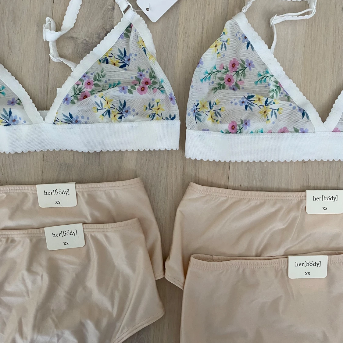 2 pack bh bralette strl S, 4 pack trosor strl XS - 90