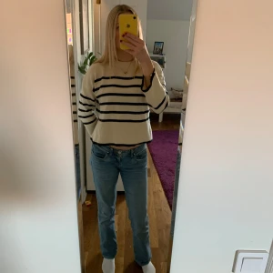 Stickad tröja - Jättefin stickad tröja, perfekt till höst och vinter❤️