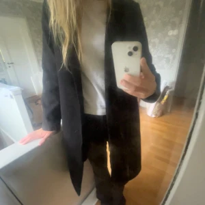 Svart kappa från zara - Jättefin svart kappa från zara! 💫
