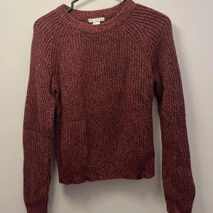 Sweater - Sweater