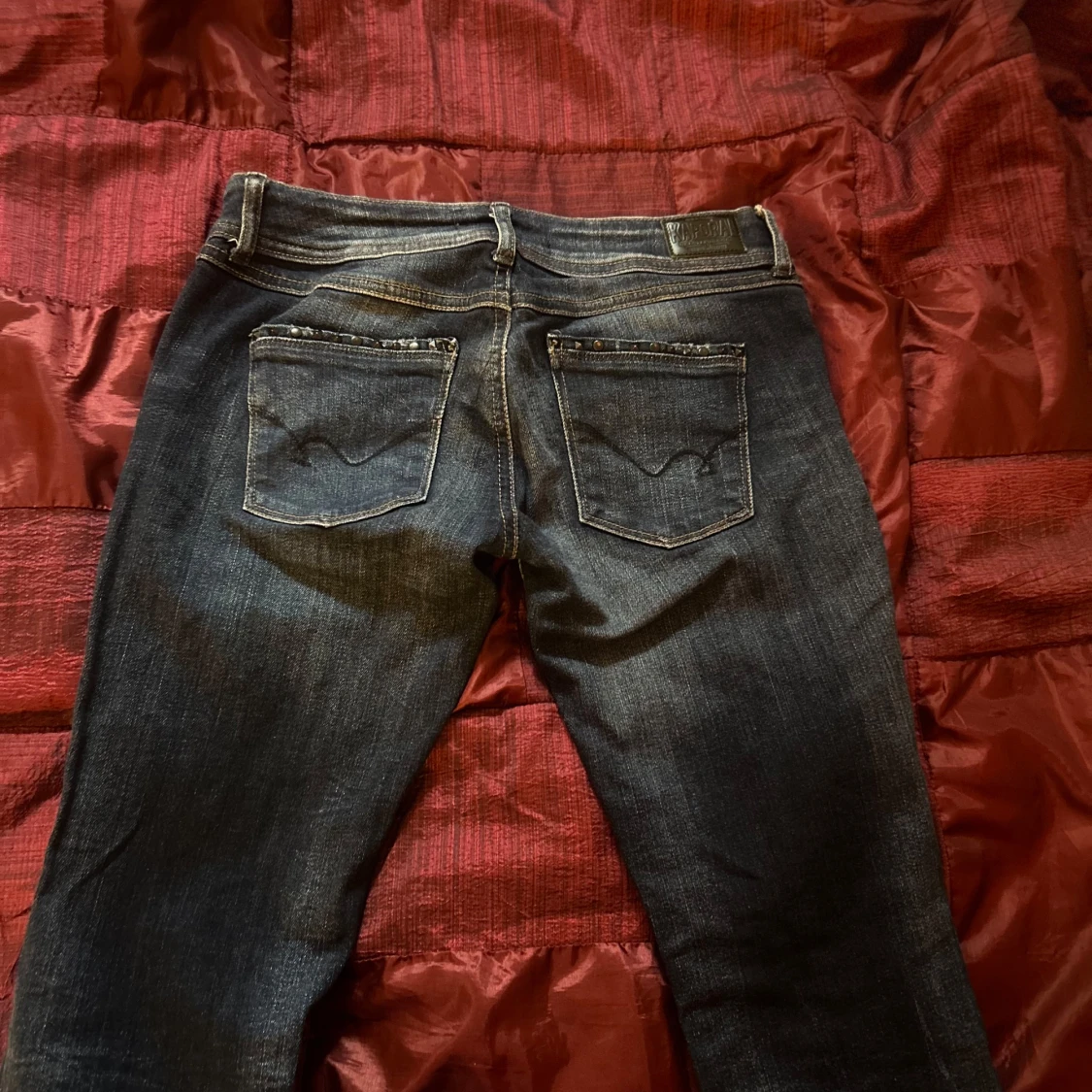 Mörkblå bootcut jeans från Seven for All Mankind - 90