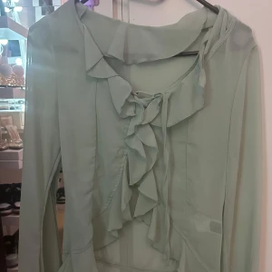 Shein mint blus - Jättefin, använd en gång.