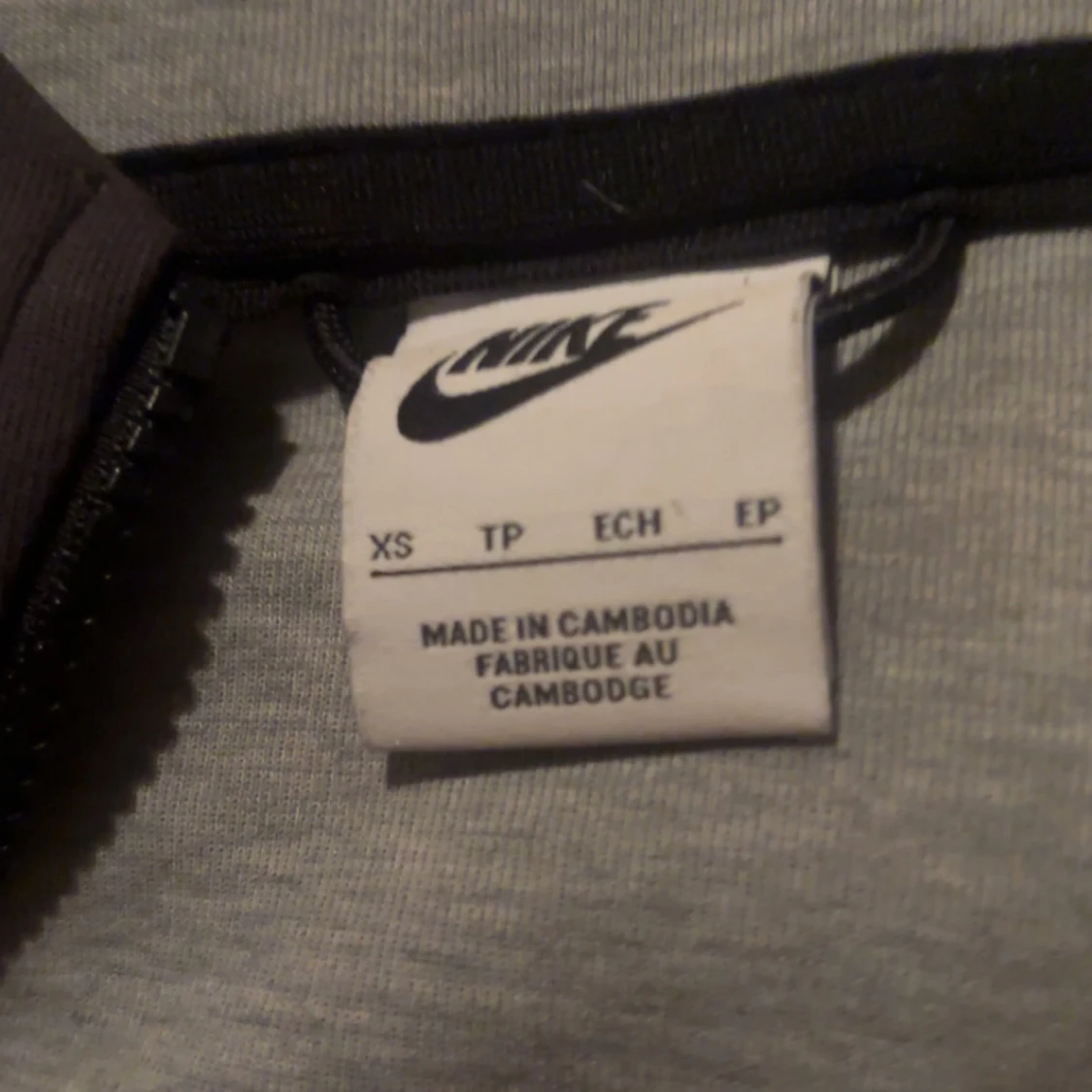 Säljer 2 Nike tech fleec - 93