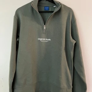 Jack and Jones half zip - Säljer nu min Jack and Jones half zip