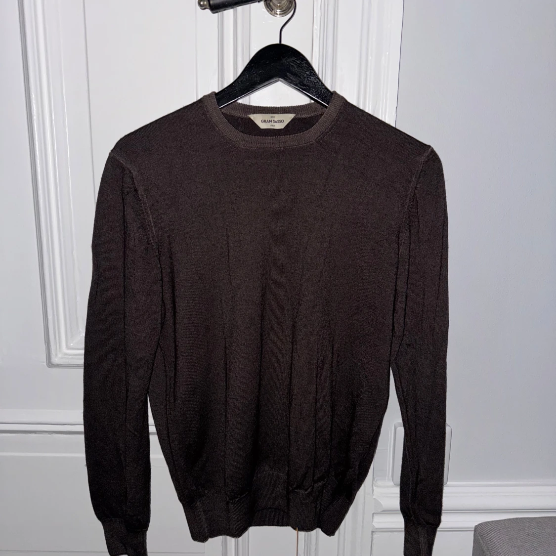 Brun tröja från Gran Sasso