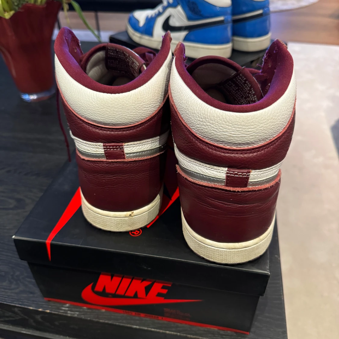 Nike Air Jordan 1 Retro High OG - 2