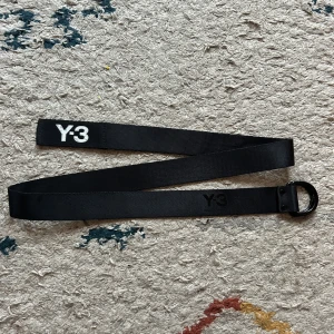 Y-3 bälte  - Inga stora defekter Passar mellan w28-w33