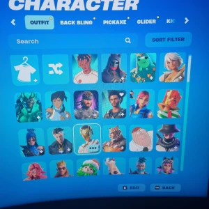 Fortnite OG konto med founders umbrella och BP sedan season 6 - Fortnite konto från säsong 5 med i princip alla battle pass sedan säsong 6 även skin som aura och maze också med founders glider och founders skinsen