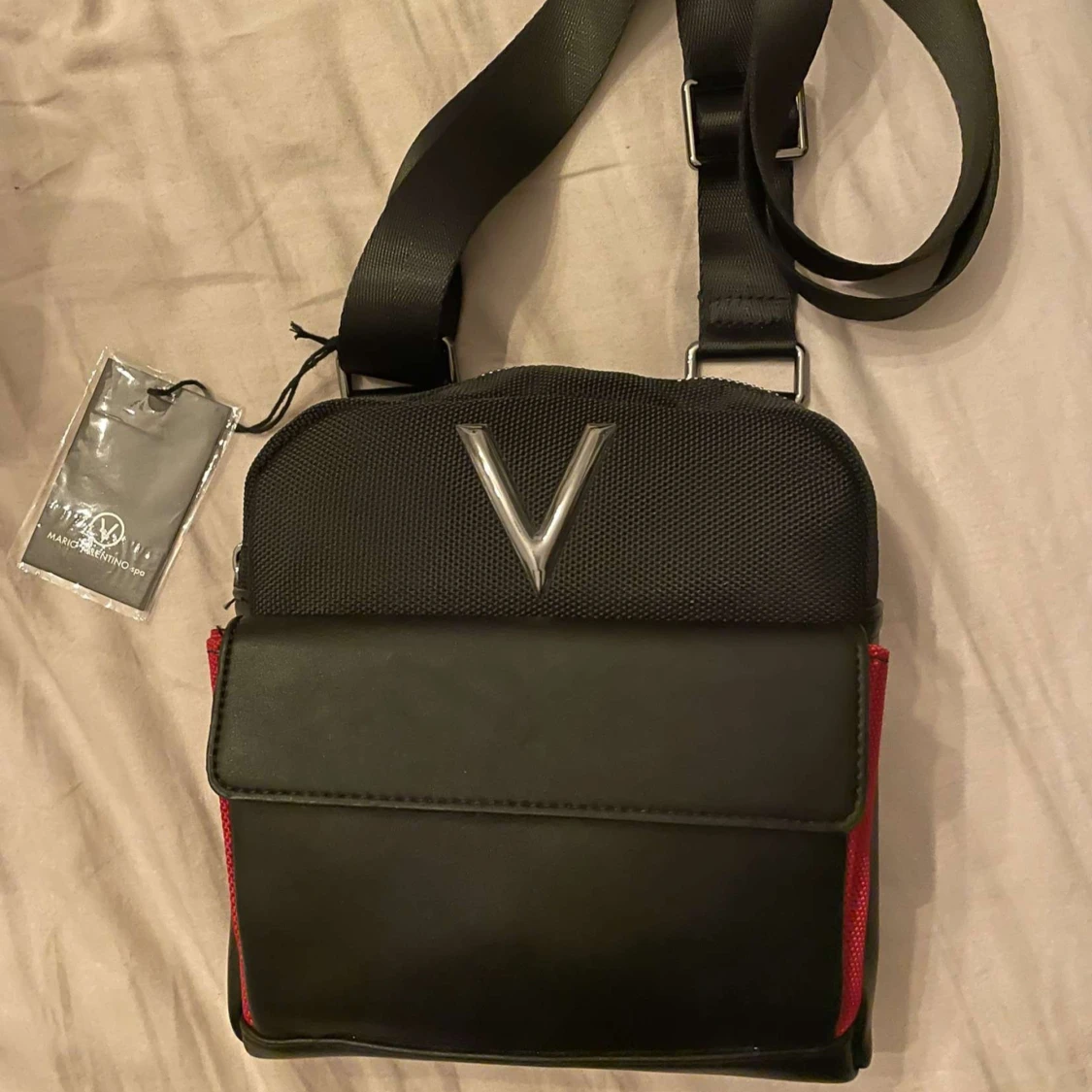 Svart axelväska från Valentino - 4