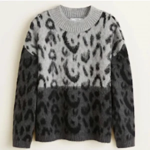 leopard tröja - snygg tröja från mango, skriv för fler bilder💞