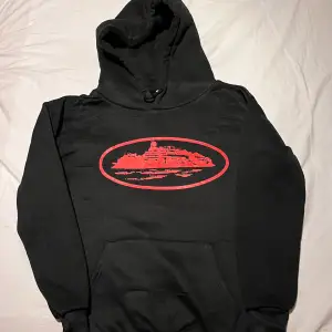 Corteiz hoodie helt ny oanvänd säljer då den inte passar mig Kan mötas upp i Västerås