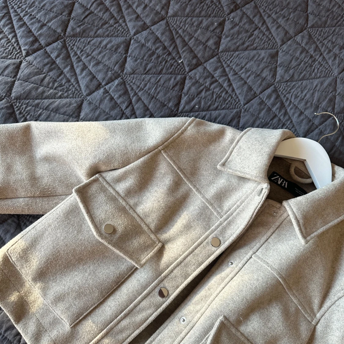 Beige kappa från Zara! - 90