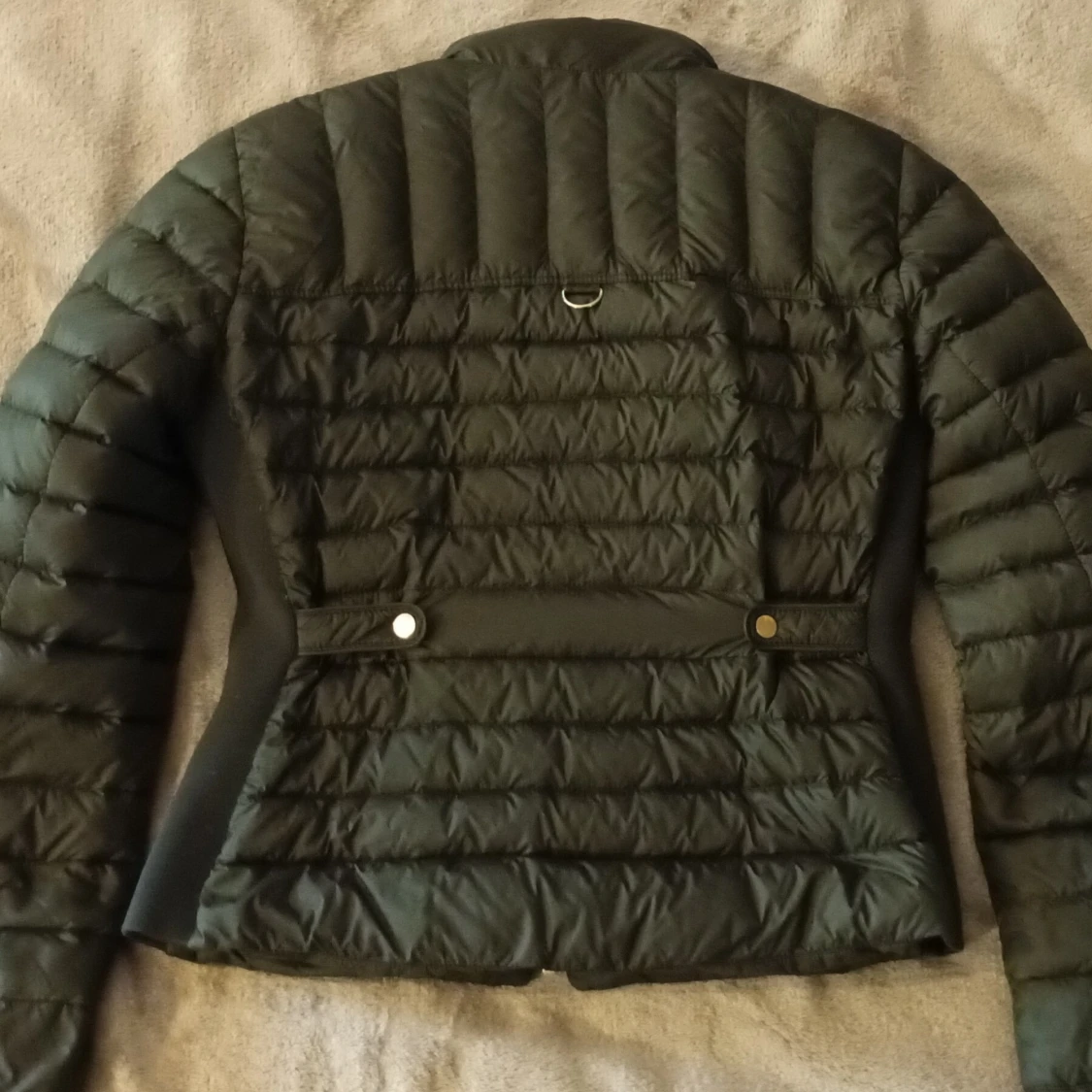 Svart dunjacka från Zara Woman - 90